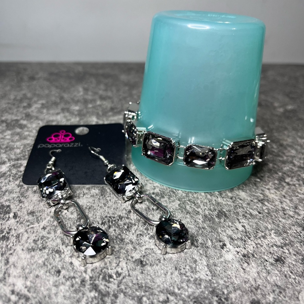 Paparazzi Silver and Black Jewelry Set